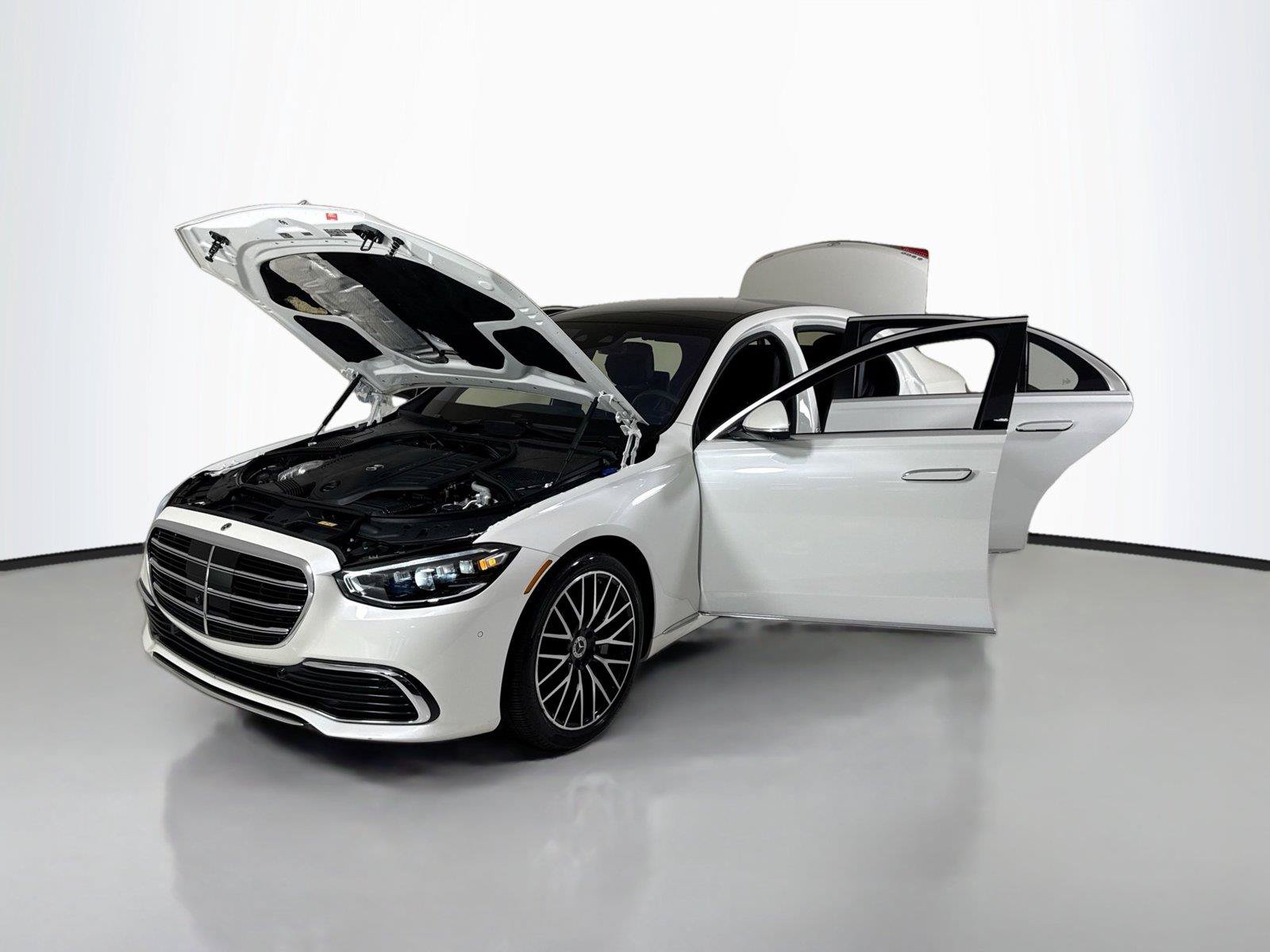Used 2023 Mercedes-Benz S 500 4MATIC image 35