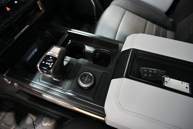 Used 2025 GMC Hummer EV 2X w/ LPO, Dark Essentials Package image 20