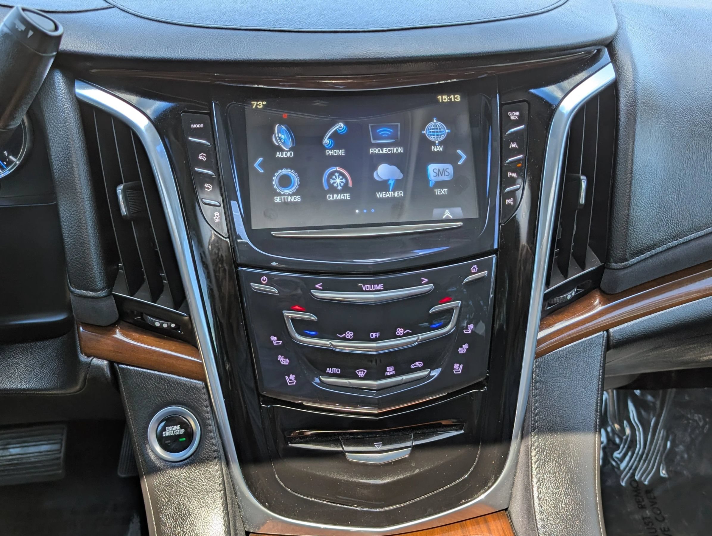 Used 2018 Cadillac Escalade ESV Luxury RWD image 30