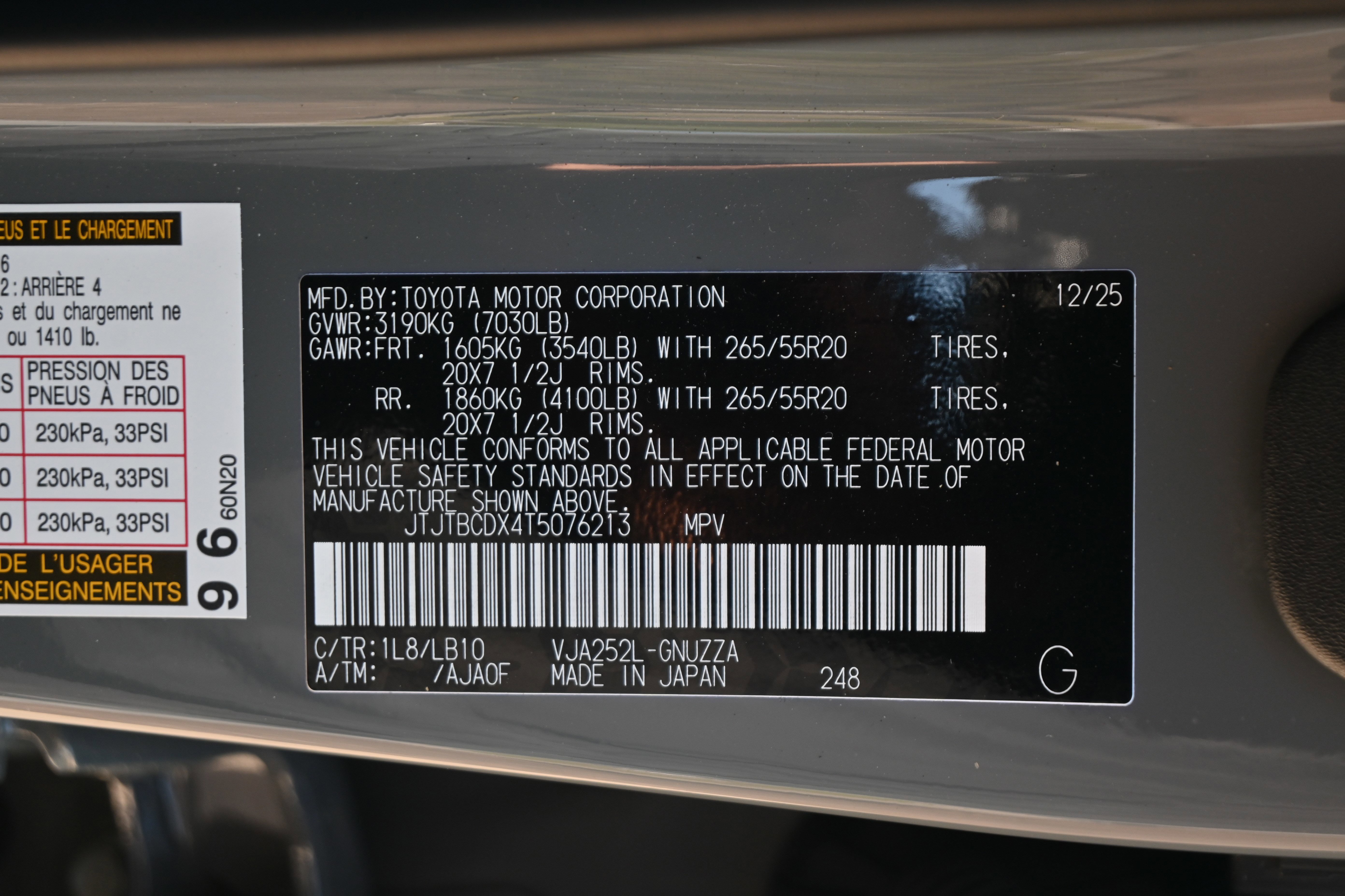 Used 2026 Lexus GX 550 w/ Accessory Package (2T) AWD/4WD image 37