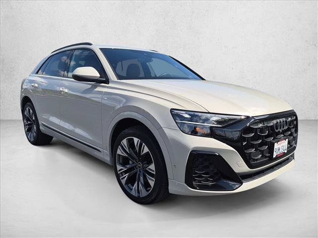 Used 2025 Audi Q8 Premium Plus AWD/4WD image 3