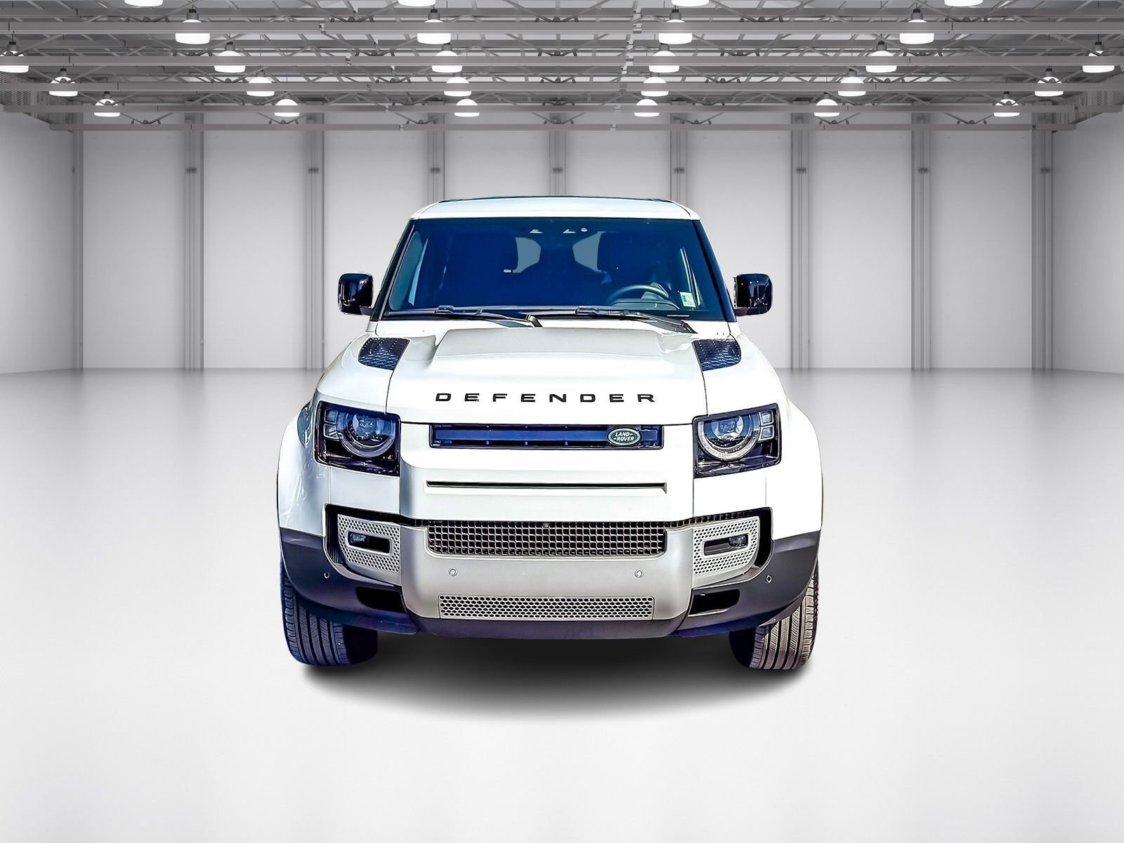 Used 2025 Land Rover Defender 90 S image 8