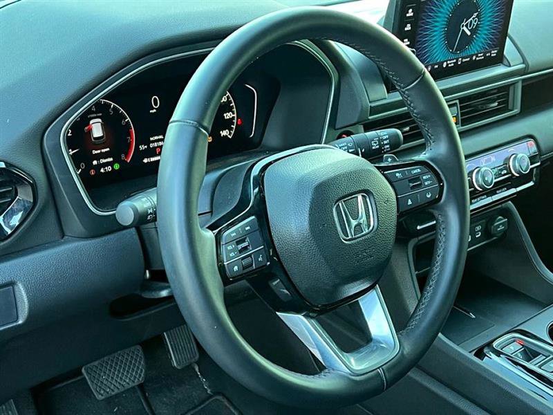 Used 2023 Honda Pilot EX-L image 13