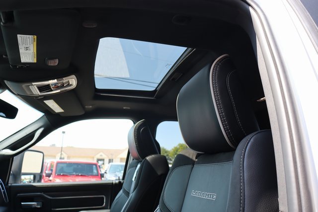 Used 2025 RAM 2500 Laramie image 33