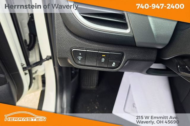 Used 2024 Kia Seltos LX AWD/4WD image 16
