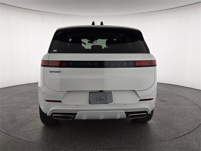 New 2026 Land Rover Range Rover Sport Dynamic SE image 7