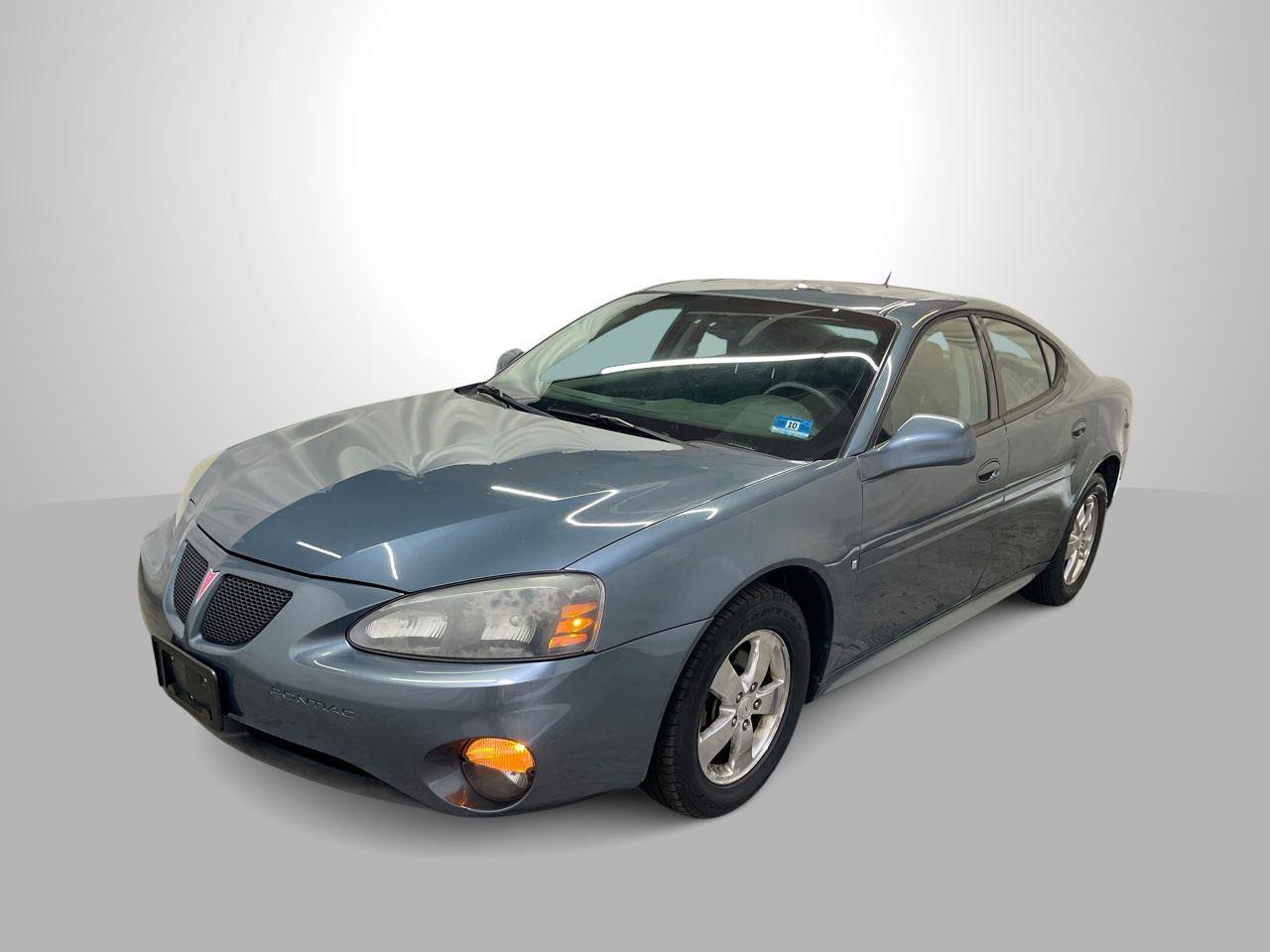 Used 2007 Pontiac Grand Prix w/ Sun And Sound Package