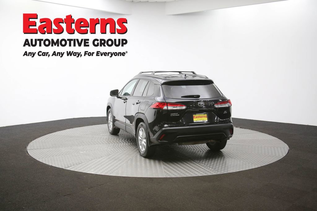 Used 2022 Toyota Corolla Cross LE image 62
