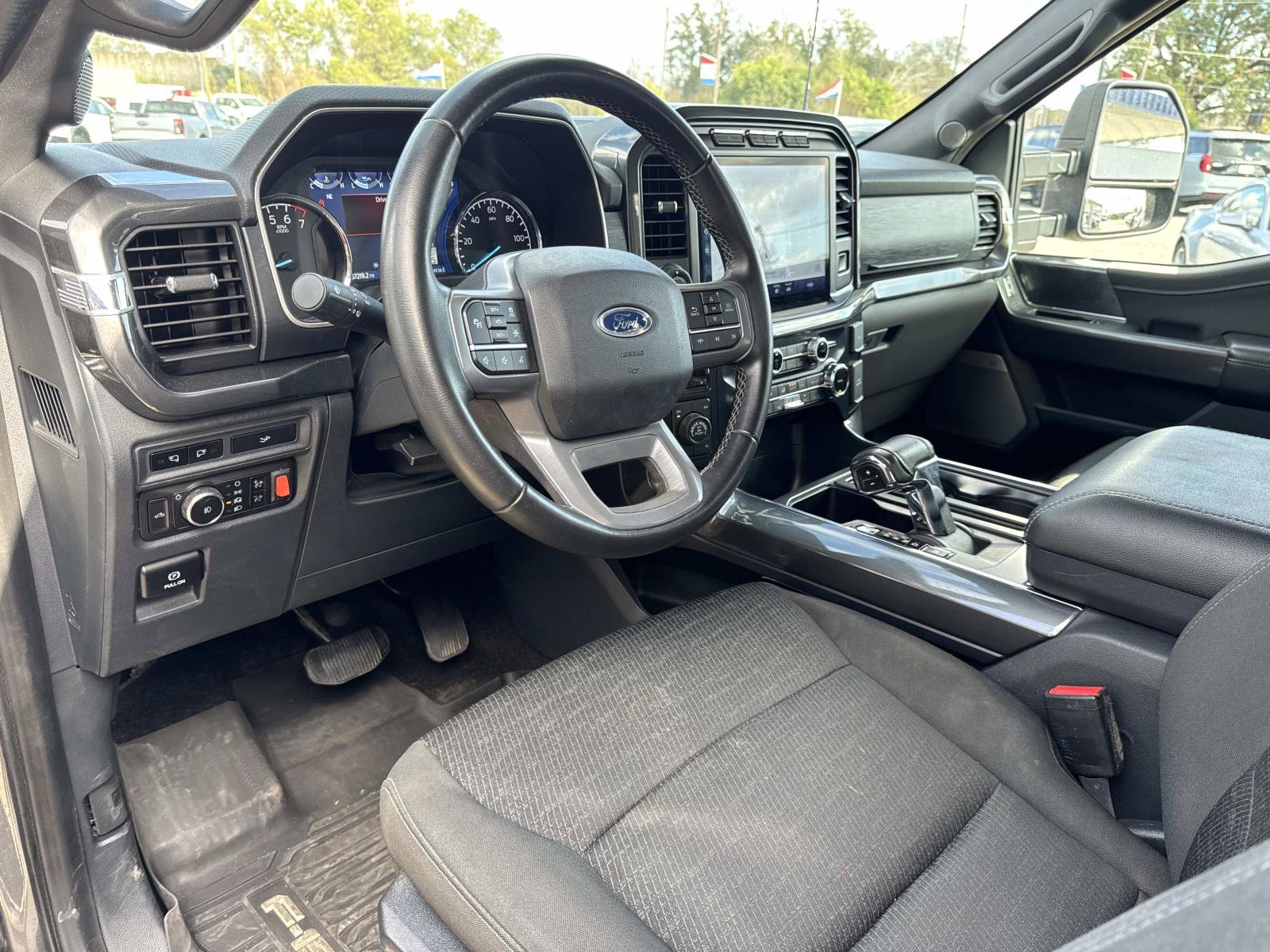 Used 2023 Ford F150 XLT w/ Equipment Group 302A High image 17