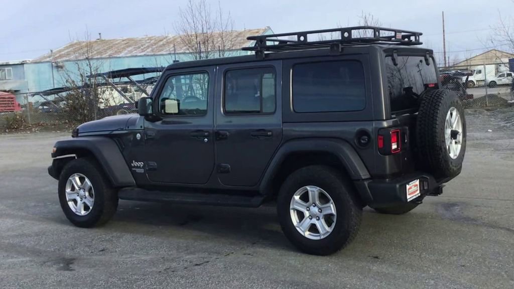 Certified 2018 Jeep Wrangler Unlimited Sport S image 6