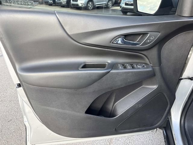 Used 2021 Chevrolet Equinox LT AWD/4WD image 11