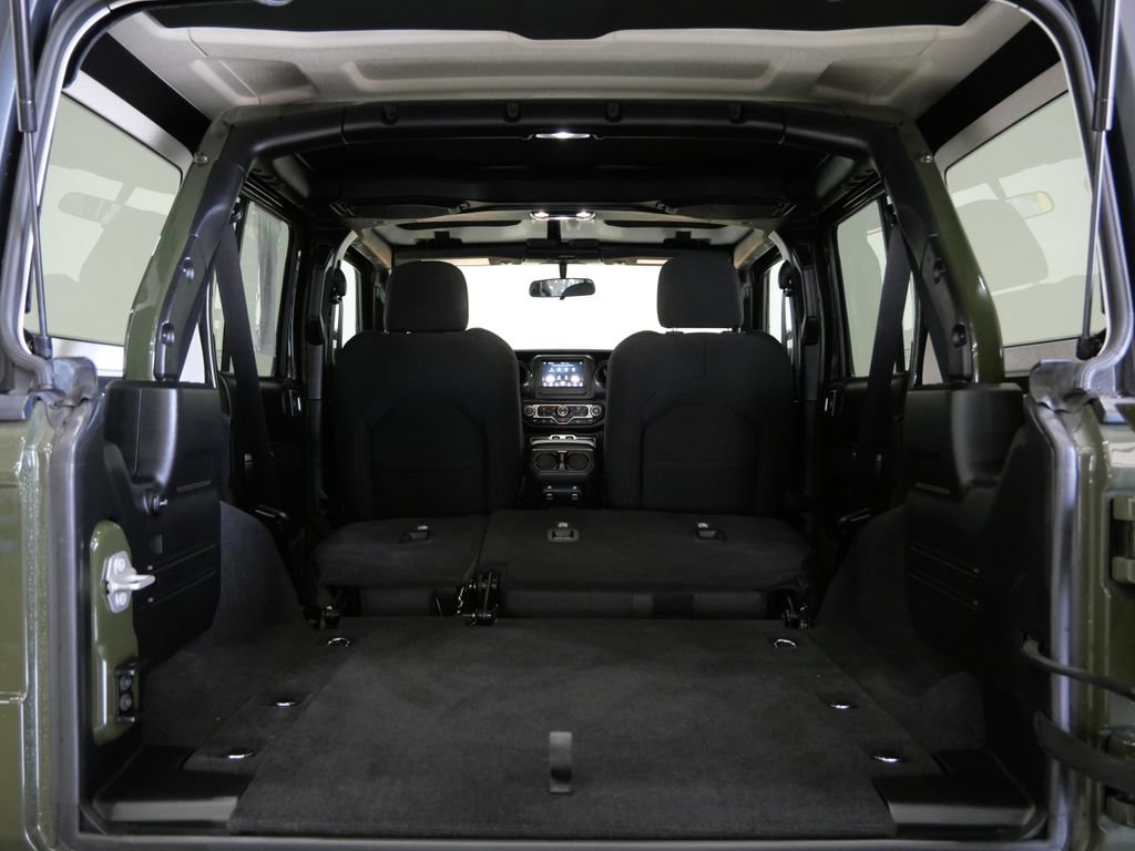 Used 2023 Jeep Wrangler Unlimited Sport AWD/4WD image 27