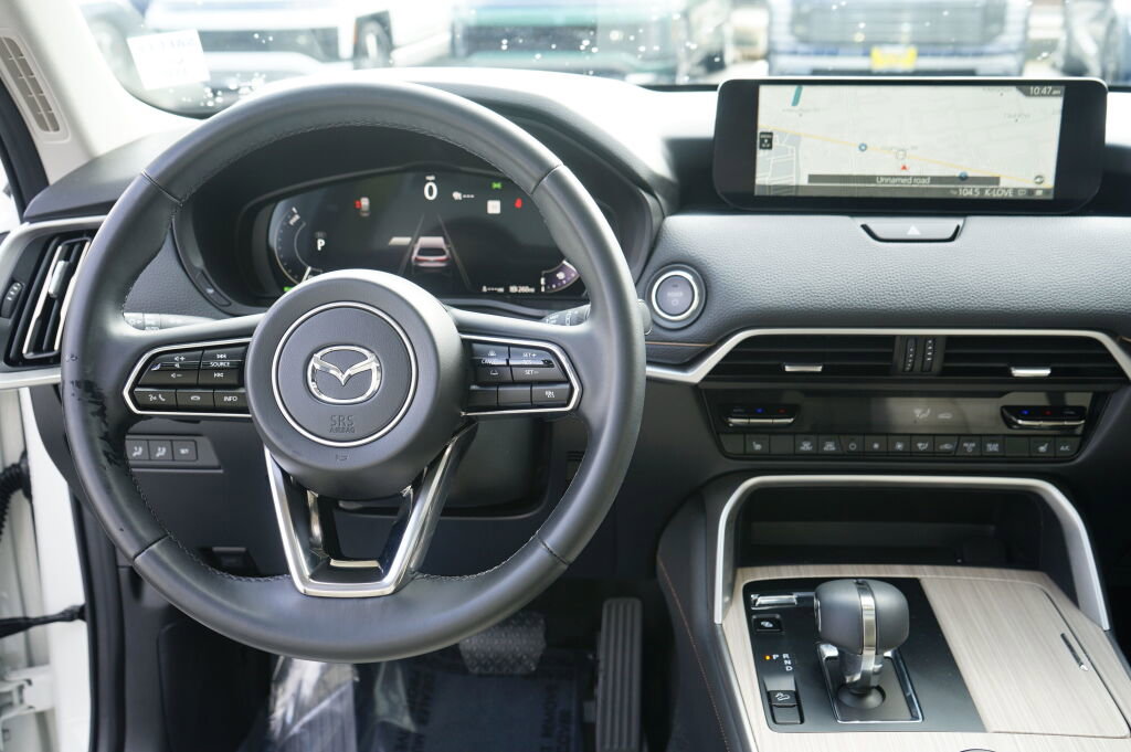 Used 2024 MAZDA CX-90 Plug-In Hybrid w/ Premium Pkg AWD/4WD image 21