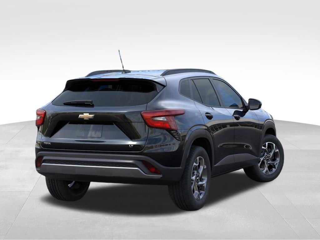 New 2026 Chevrolet Trax LT w/ Driver Confidence Package FWD image 4