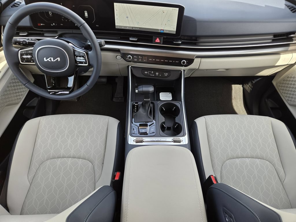New 2026 Kia Carnival SX w/ SX Dark Edition Package FWD image 19