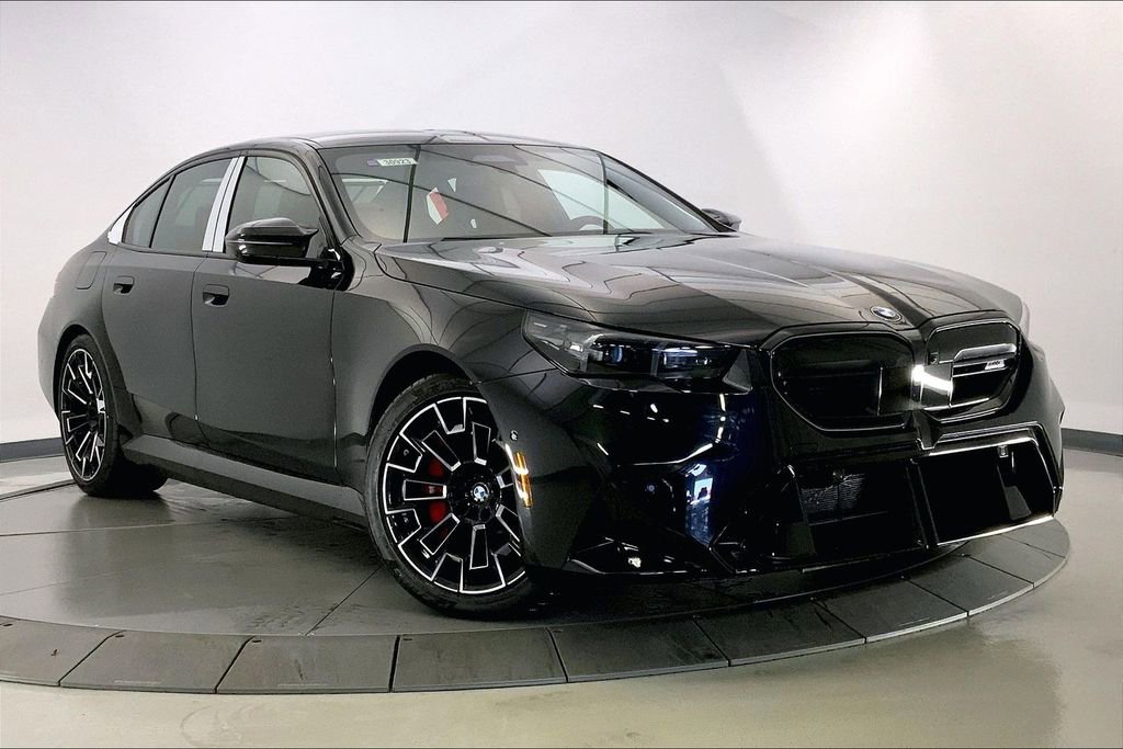 New 2026 BMW M5 w/ Carbon Package image 1