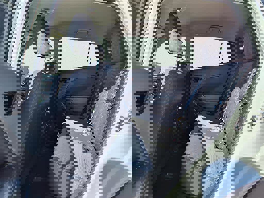 Used 2024 Subaru Crosstrek 2.0i Premium image 10