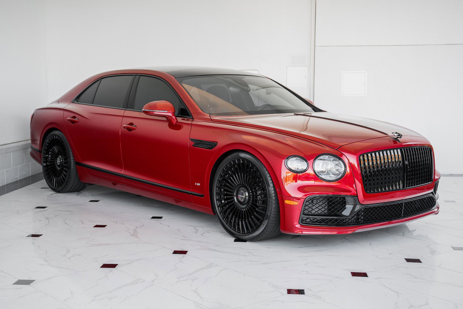 Used 2022 Bentley Flying Spur V8 image 3