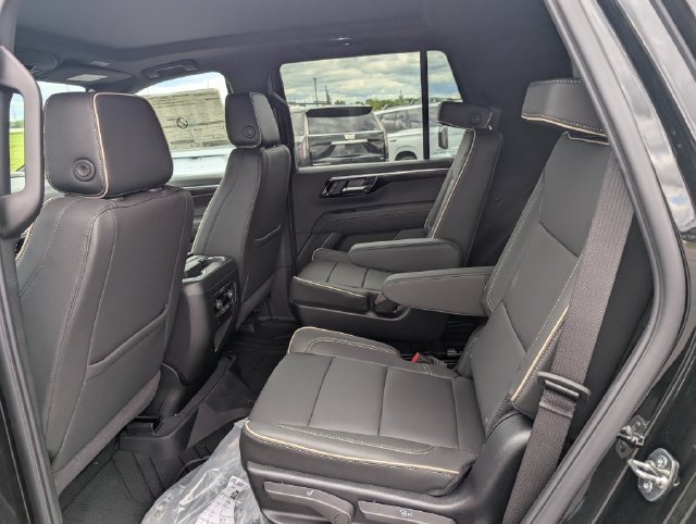 New 2026 Chevrolet Tahoe Premier w/ Sun And Tow Package AWD/4WD image 9