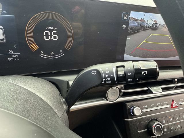 Certified 2025 Hyundai Tucson SE image 31