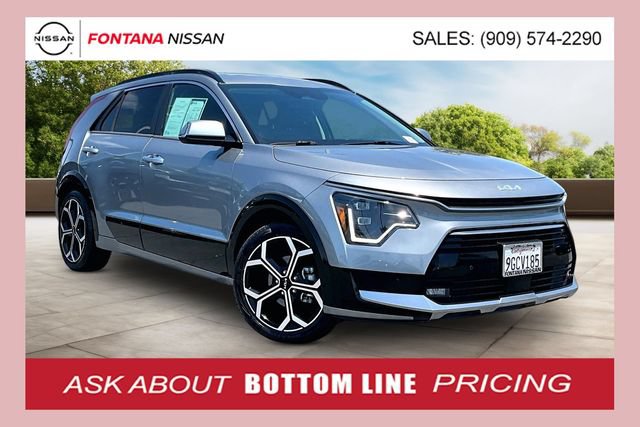 Used 2023 Kia Niro SX Touring FWD image 1