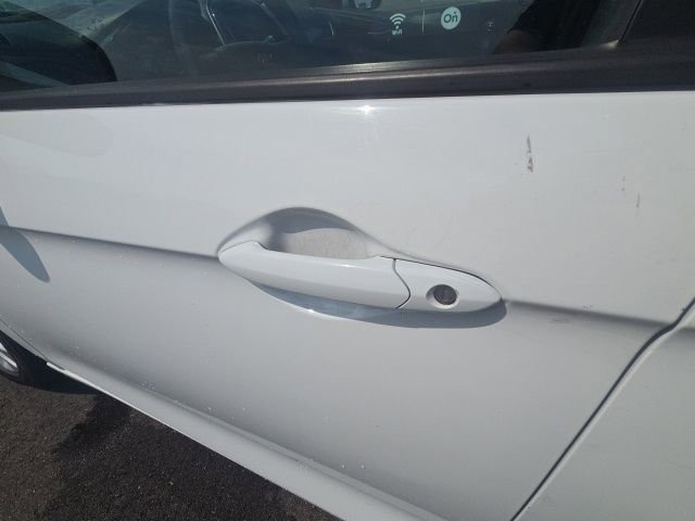 Used 2021 Chevrolet Spark LT image 18