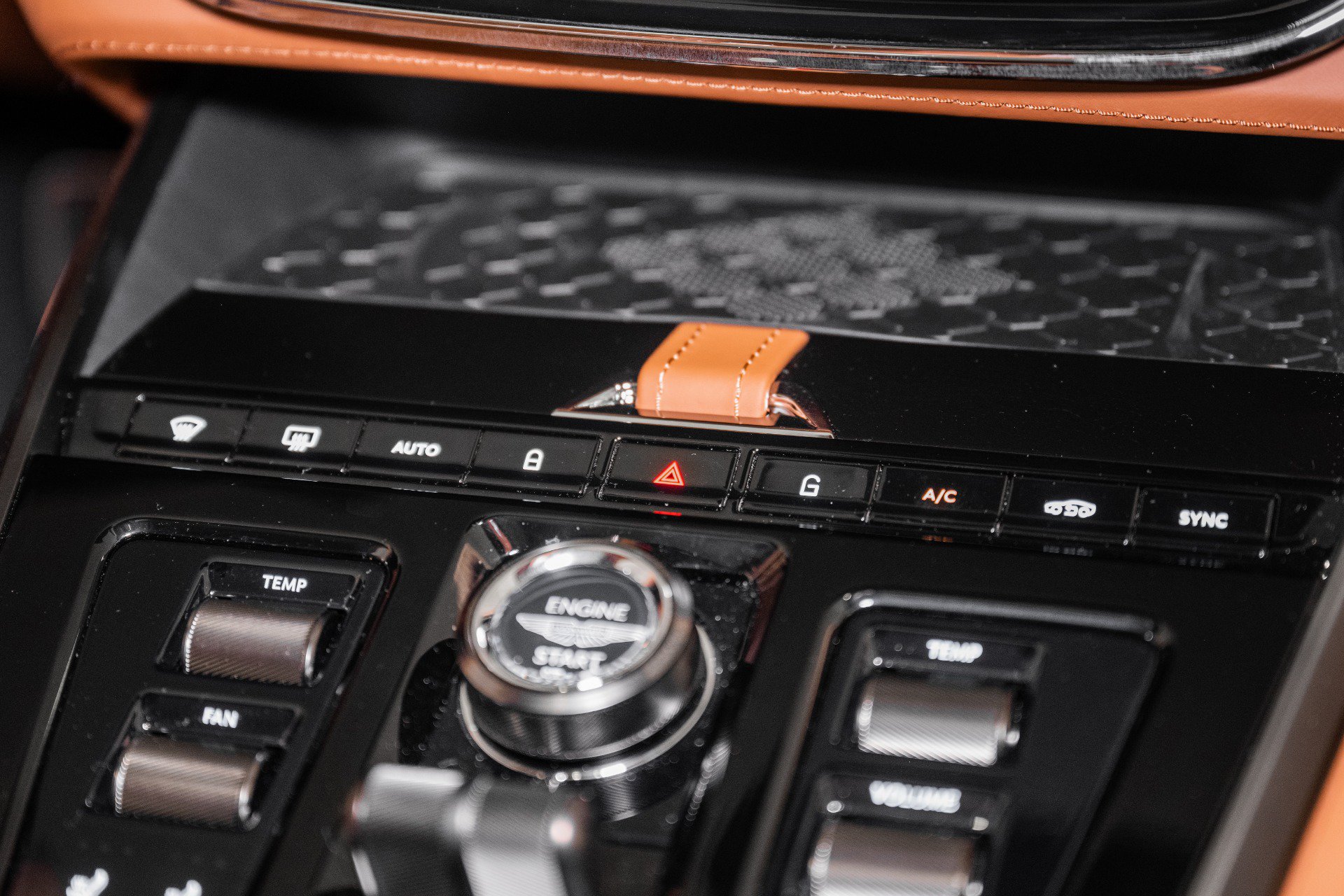 New 2026 Aston Martin DBX 707 AWD/4WD image 33