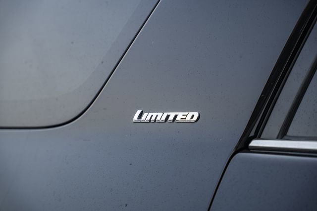 Used 2022 Toyota 4Runner Limited image 19