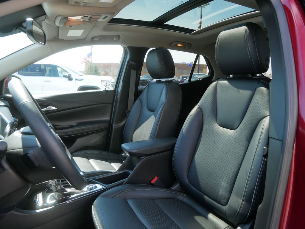 Used 2023 Buick Encore GX Essence w/ Experience Buick Package image 10