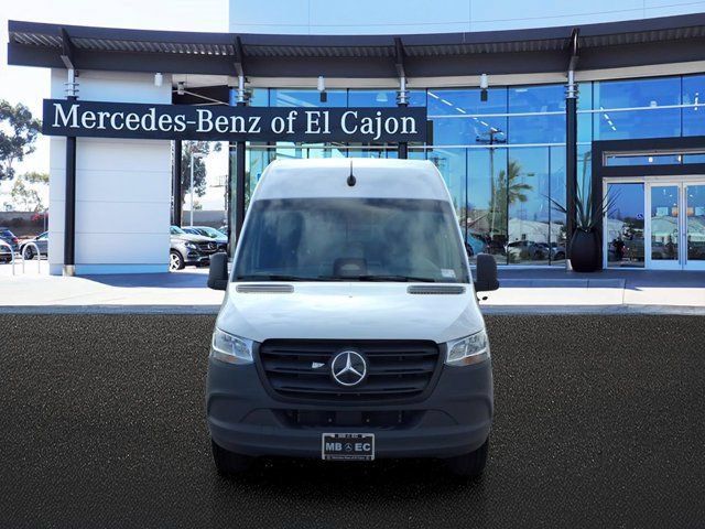 New 2025 Mercedes-Benz eSprinter 170 Cargo video 2