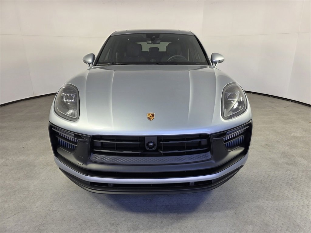 Used 2023 Porsche Macan GTS image 2