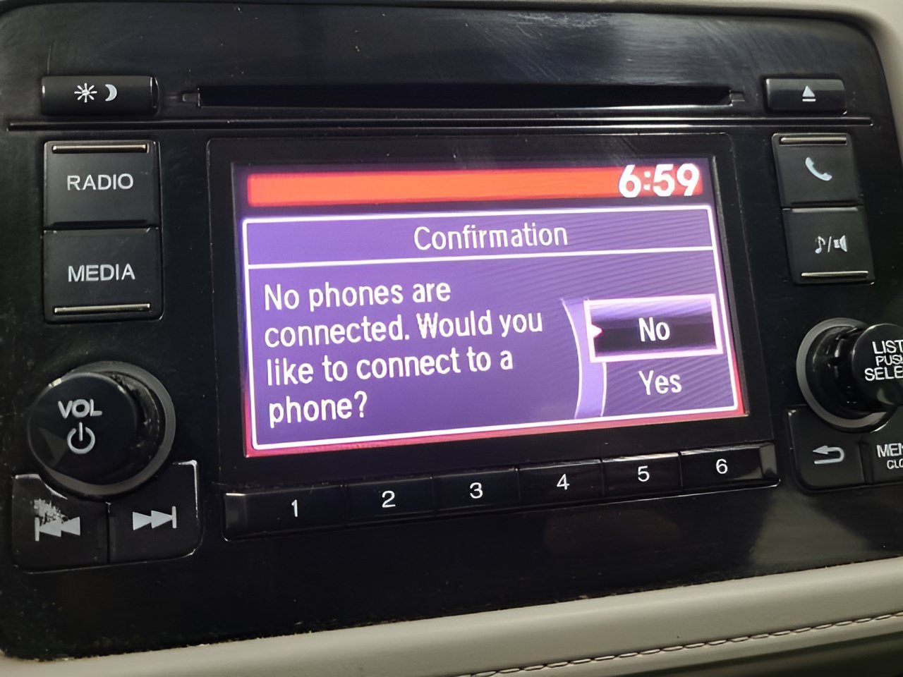 Used 2021 Honda HR-V LX image 5