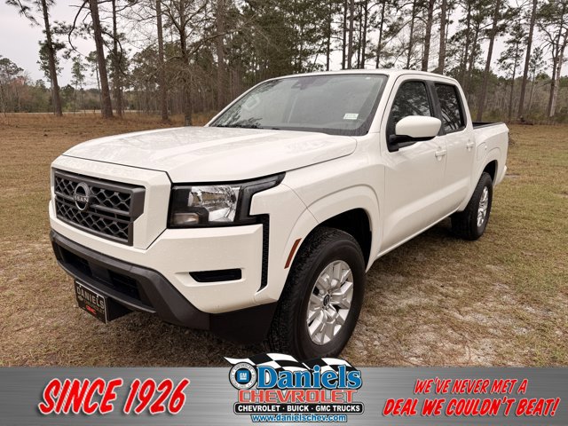 Used 2023 Nissan Frontier SV