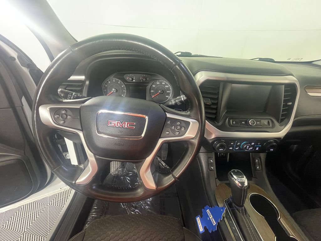 Used 2019 GMC Acadia SLE w/ Driver Alert Package I image 15