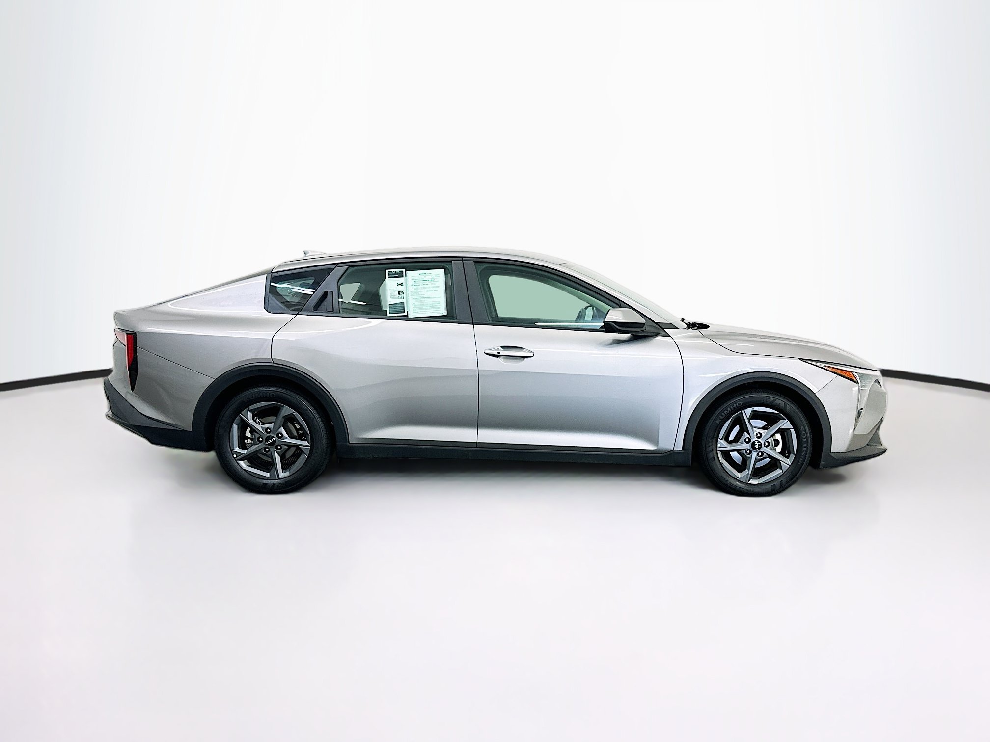 Used 2025 Kia K4 FWD image 10