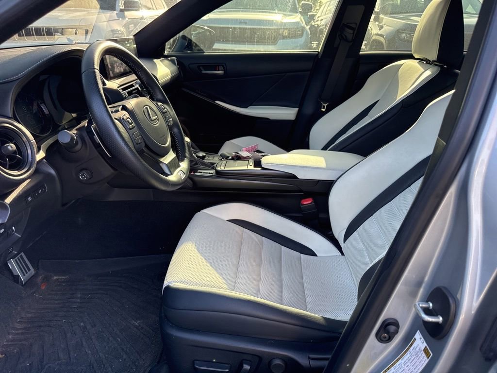 Used 2024 Lexus IS 350 F Sport w/ Navigation Package image 8