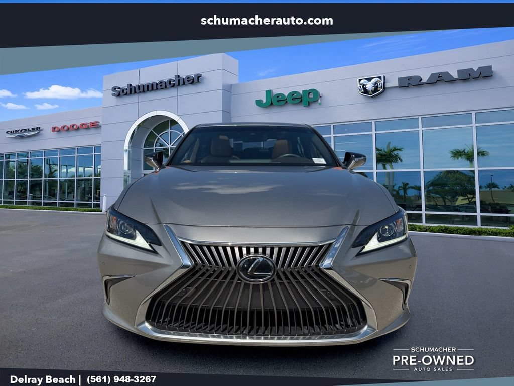 Used 2020 Lexus ES 350 w/ Premium Package FWD image 2