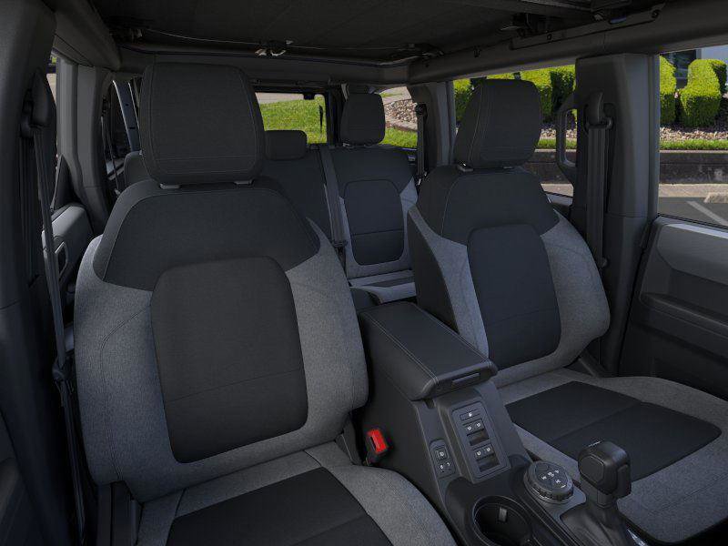 Used 2025 Ford Bronco Big Bend image 10