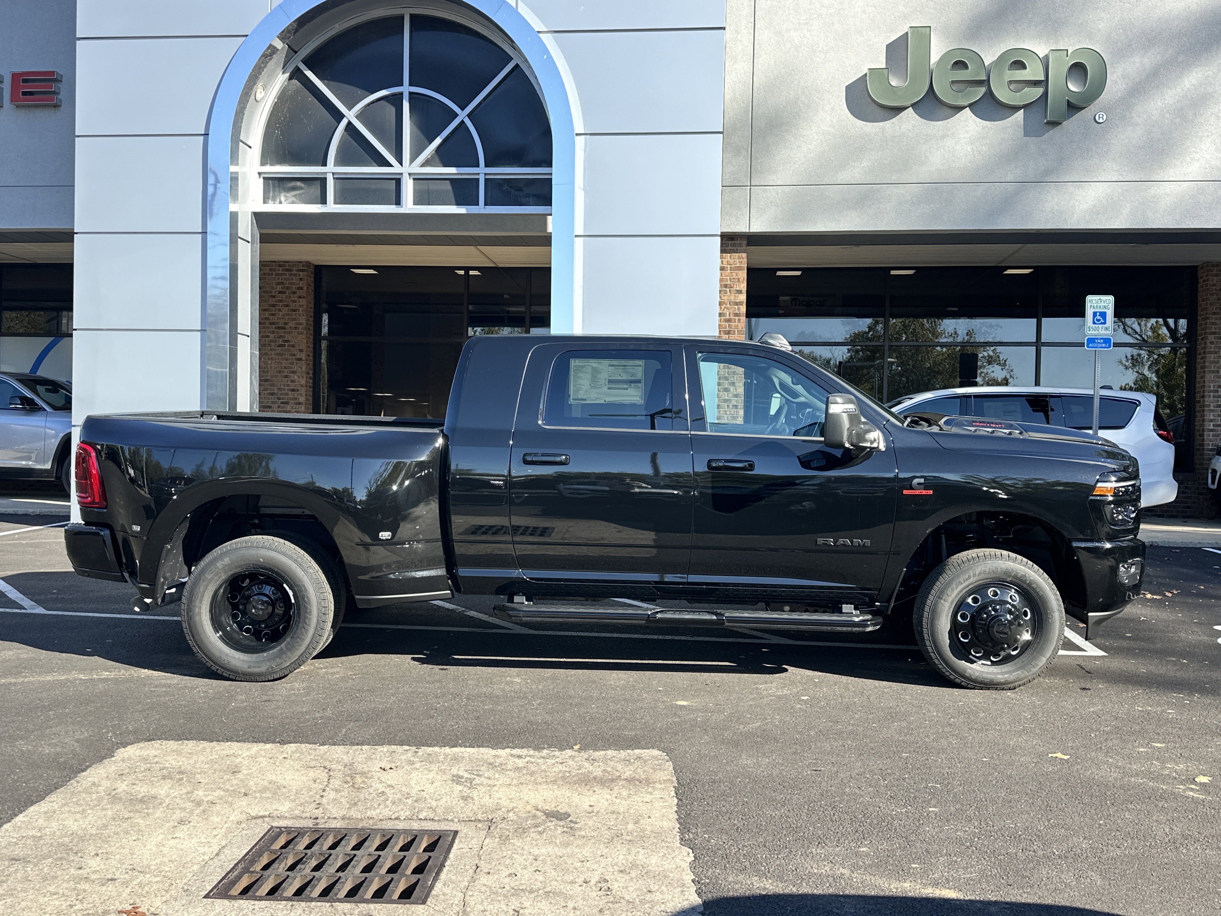 New 2026 RAM 3500 Laramie image 21
