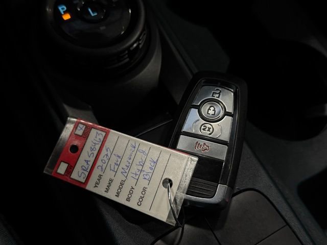 Used 2025 Ford Maverick XLT w/ XLT Luxury Package image 35