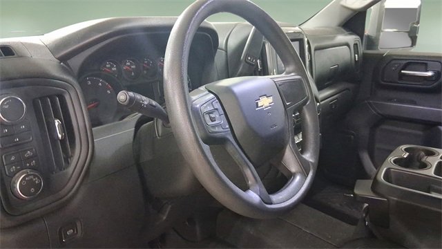 Used 2024 Chevrolet Silverado 2500 Custom w/ Custom Value Package image 21