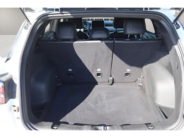 Used 2023 Jeep Compass Latitude image 26