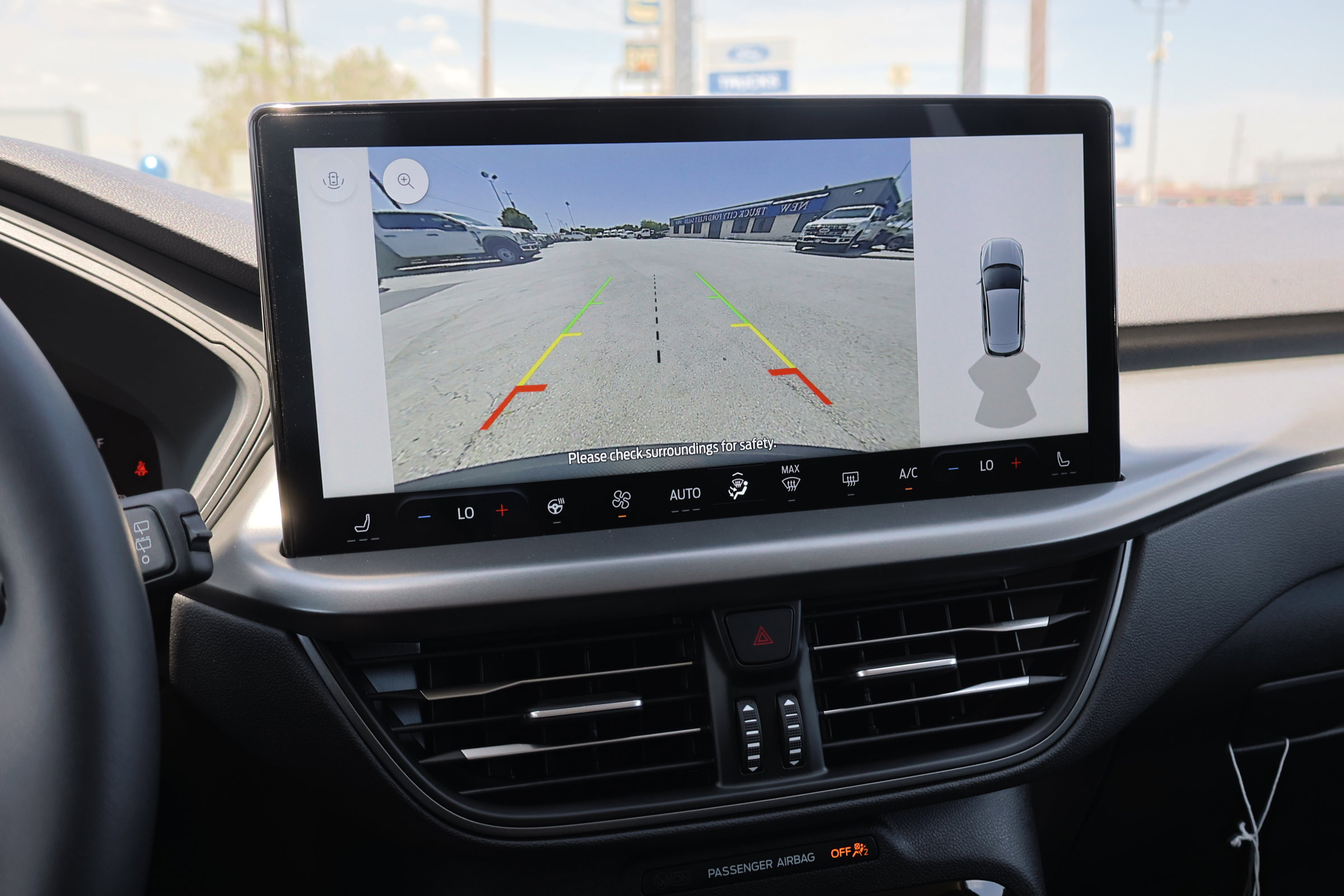 New 2025 Ford Escape SE image 26