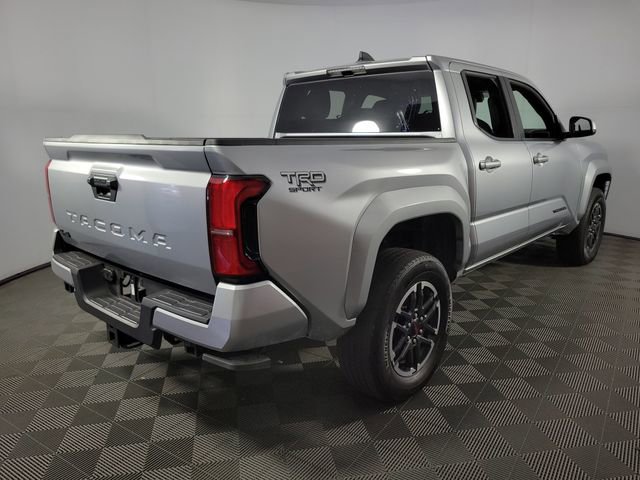 Used 2024 Toyota Tacoma TRD Sport AWD/4WD image 8