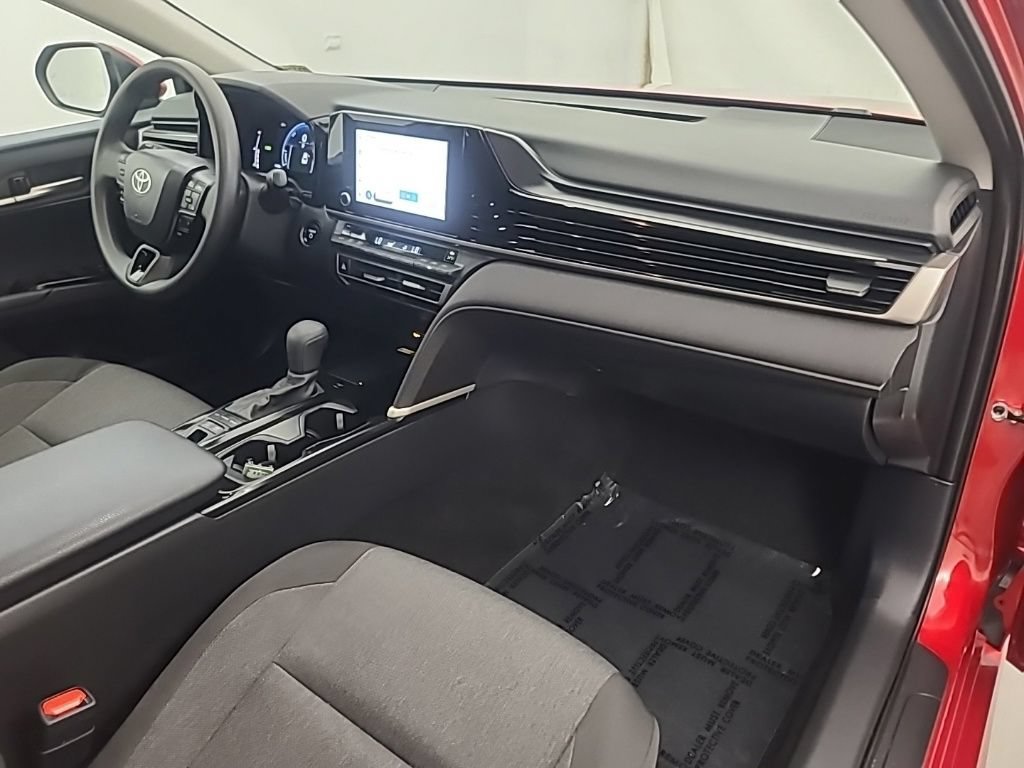 Used 2026 Toyota Camry LE FWD image 14
