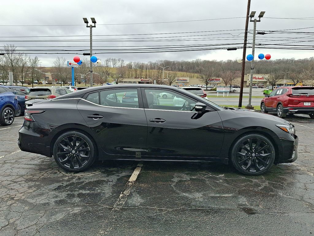 Used 2020 Nissan Maxima SR w/ Sport Mat Group image 18