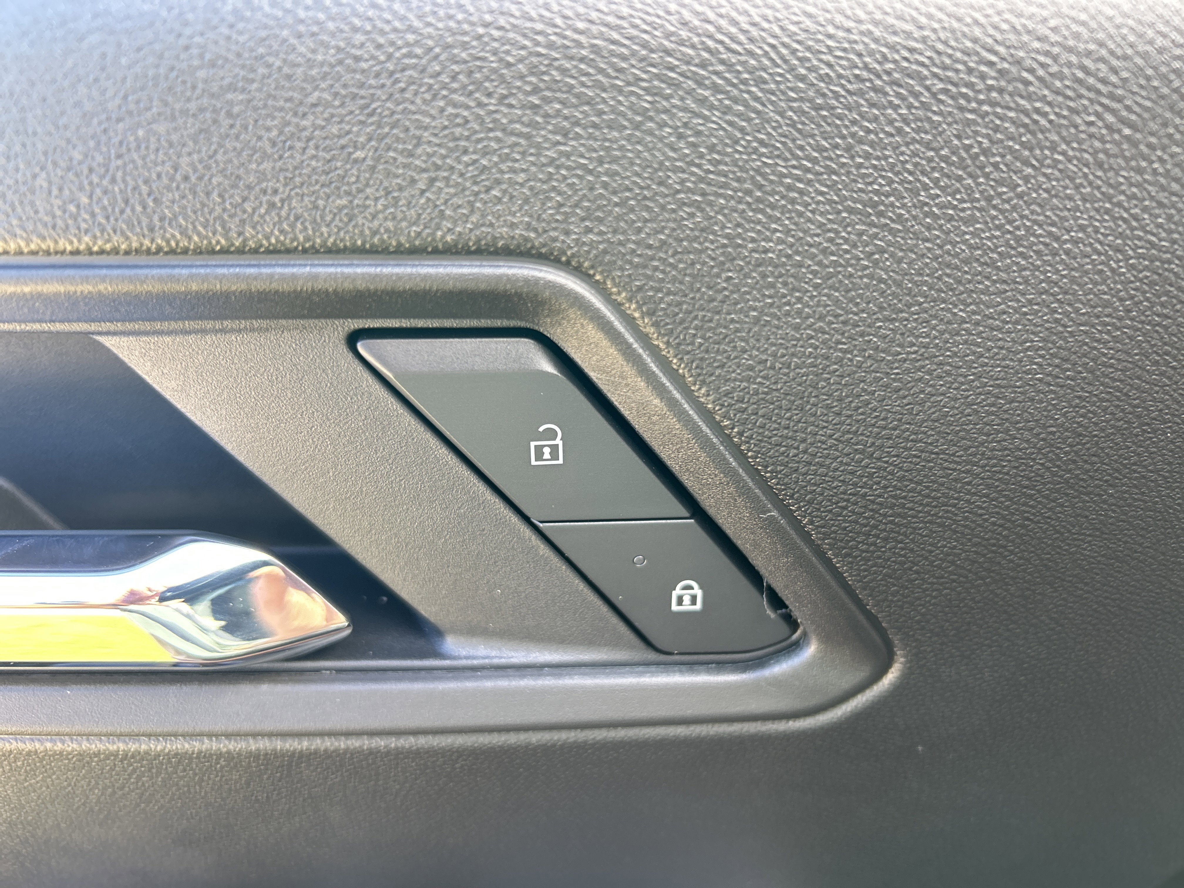 New 2026 GMC Canyon AT4 image 13