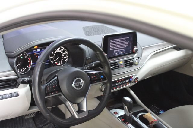 Used 2020 Nissan Altima 2.5 Platinum AWD/4WD image 12