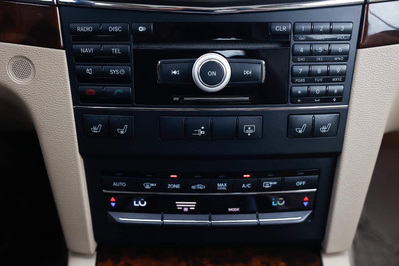 Used 2010 Mercedes-Benz E 350 Coupe image 32