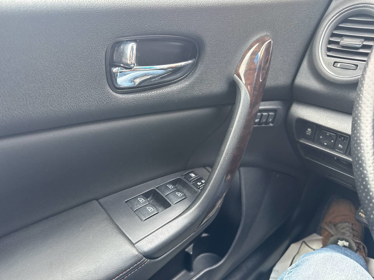 Used 2011 Nissan Maxima 3.5 SV w/ Premium Pkg image 26